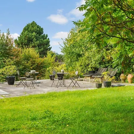 Beautiful In With House A Panoramic View *